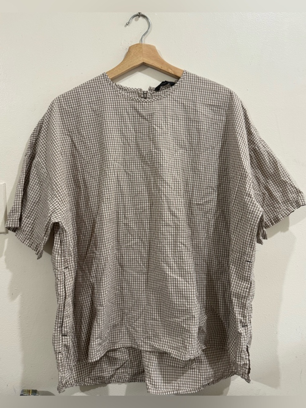 pas de calais Relaxed Gingham Short-Sleeve Blouse in Taupe/White